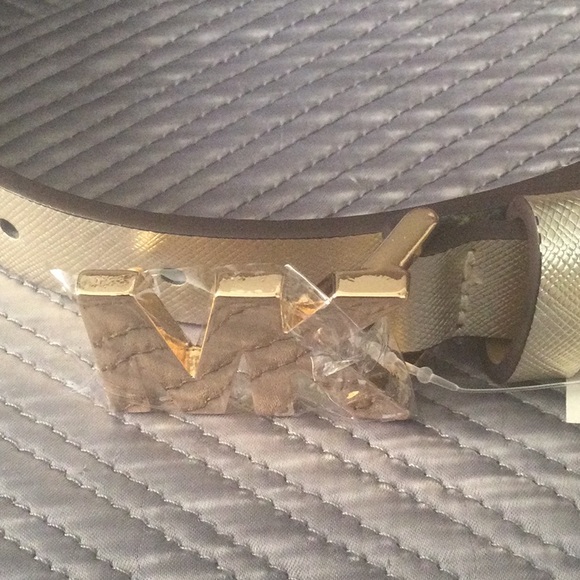 Michael Kors medium gold (champagne) belt for women - Picture 2 of 6